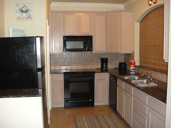4th image of 14422 Verdemar Dr #203