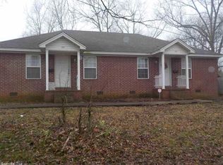 611 N Charles St, Searcy, AR 72143
