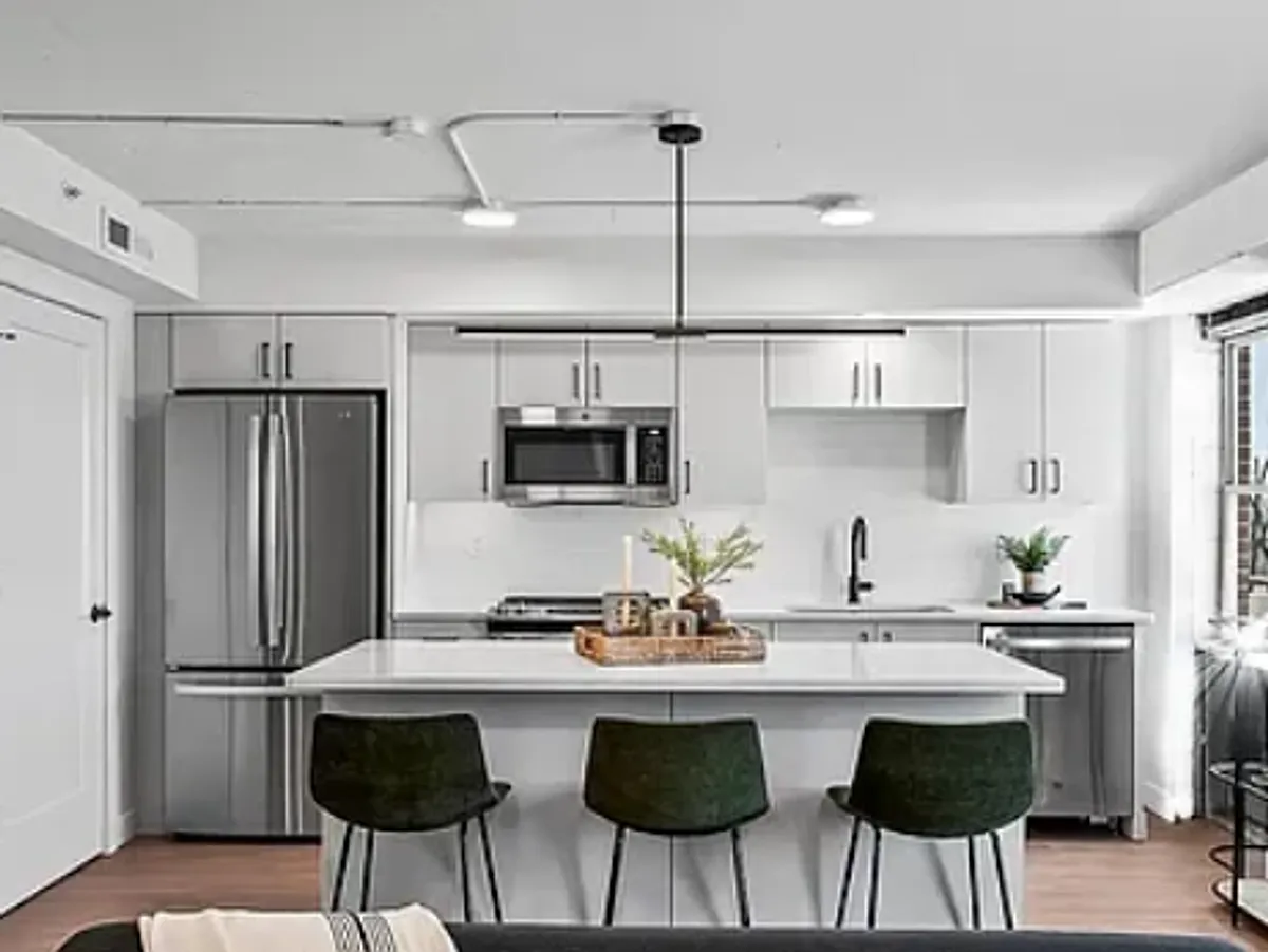 Building Photo - 1700 N Manhattan Ave #310