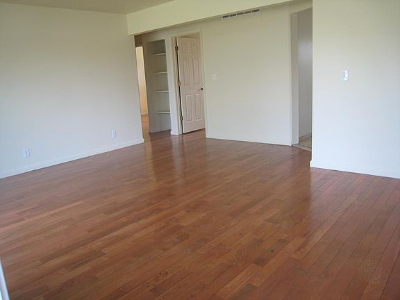 2nd image of 11834 McKinley Dr