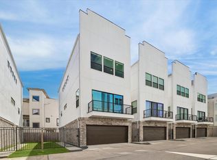 5707 Larkin St #B, Houston, TX 77007