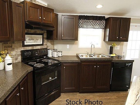 4th image of 3357 Willow Ln
