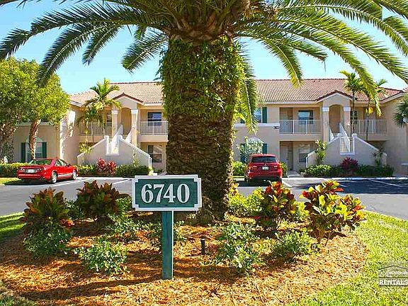 2nd image of 6740 Huntington Lakes Cir #3117