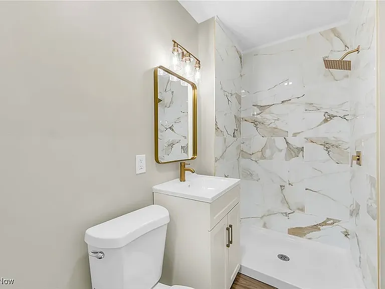 3211 W 121st St #DN — Photo 10