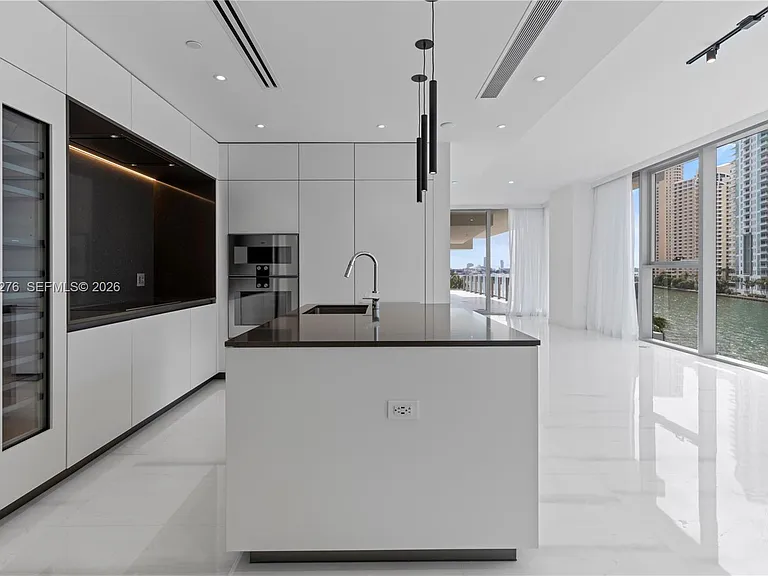 300 Biscayne Boulevard Way #804 — Photo 10