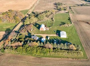 3988 270th St, Graettinger, IA 51342