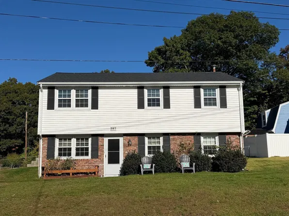387 Mendon Rd, Attleboro, MA 02703