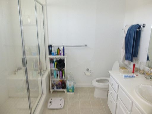 3rd image of 118 Park Ave