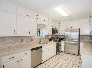 8416 Lake Dr., Snellville, GA 30039