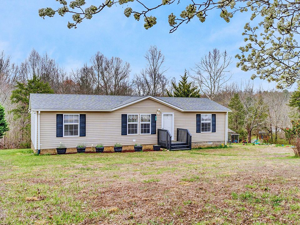 1st image of 95 Whispering Breeze Dr