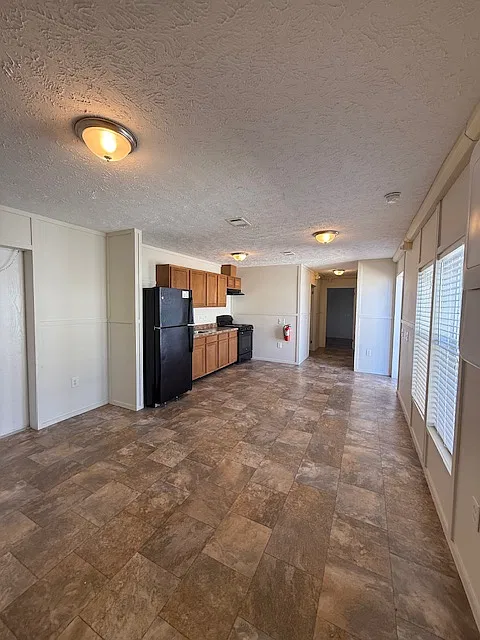 2 bed, $795 — Photo 2