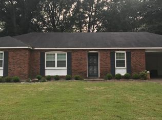 8389 Chesterfield Dr, Southaven, MS 38671