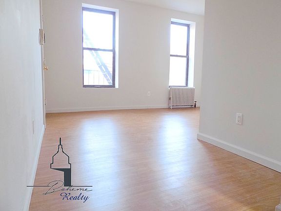 2nd image of 402 E 11th St APT 4