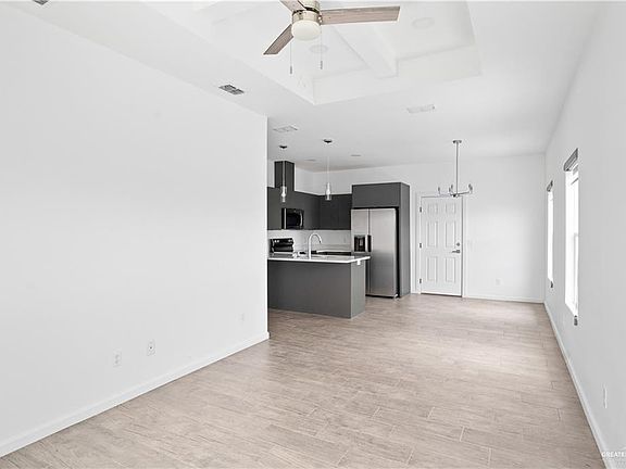 3rd image of 5605 Notre Dame Ave #2