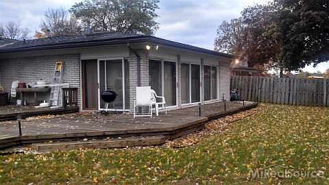 5th image of 45529 Louise Ct