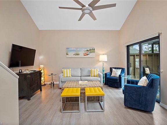5th image of 8391 S Haven LN