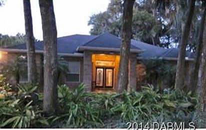 1st image of 10 Watercliff Ln
