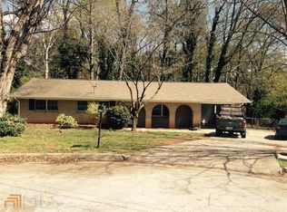 838 Maxey Hill Ct, Stone Mountain, GA 30083