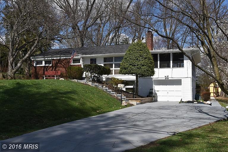 1st image of 10516 Norman Ave