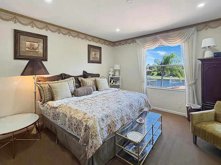 10891 Northgreen Dr — Photo 11
