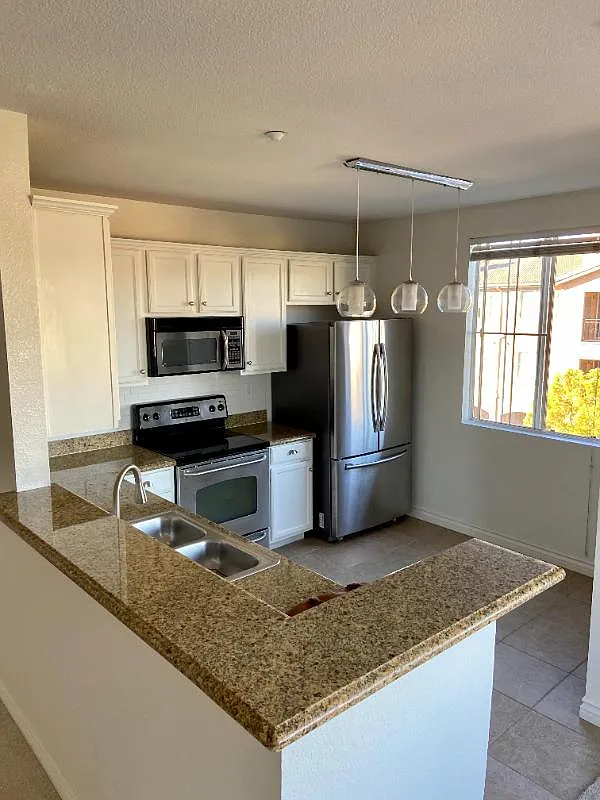 Kitchen - 3830 Elijah Ct #428