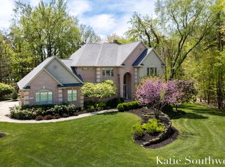 7688 Woodviolet Ct SE, Ada, MI