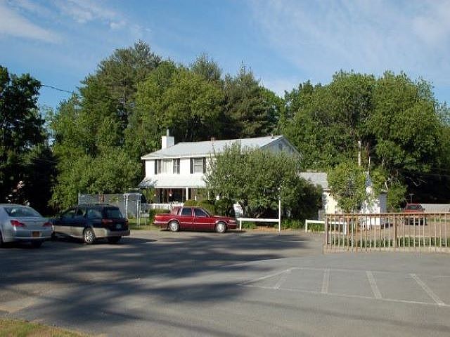 1st image of 1370 Route 9