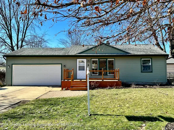 2409 Westbury Rd, Lansing, MI 48906