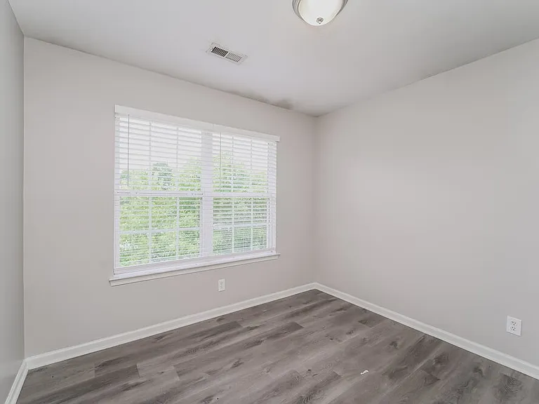 6913 Seney Dr — Photo 13