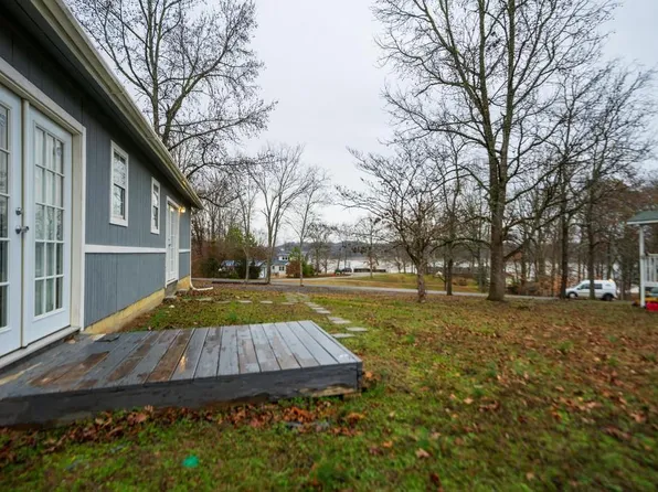 1493 Old Chisholm Trl, Dandridge, TN 37725