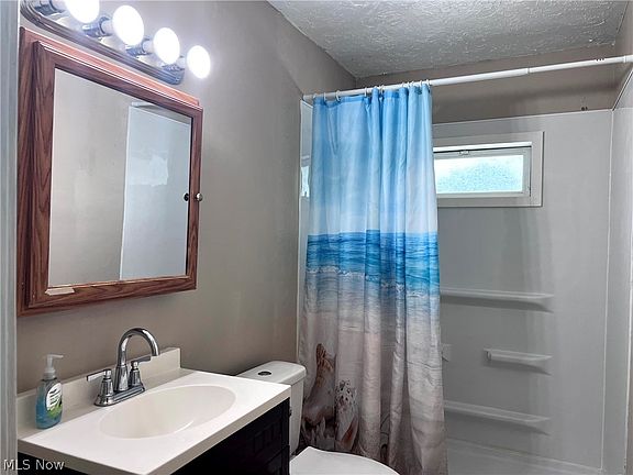 5th image of 3502 Ivanhoe Dr