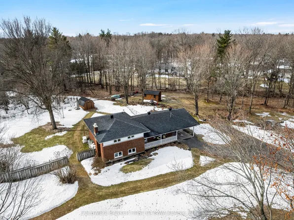 2421 Rideau Ferry Rd, Drummond/north Elmsley, ON K7H 0G7