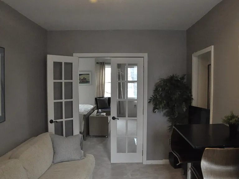 706 N Columbus St — Photo 18