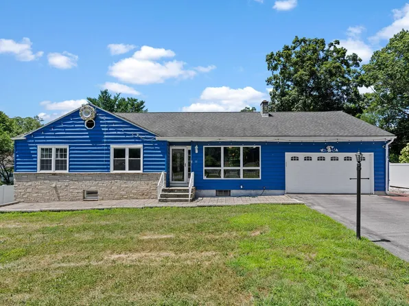 51 Loockerman Avenue, Poughkeepsie, NY 12601