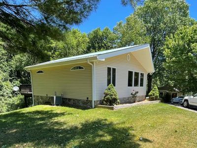 411 Thunderhill Rd, Fancy Gap, VA, 24328