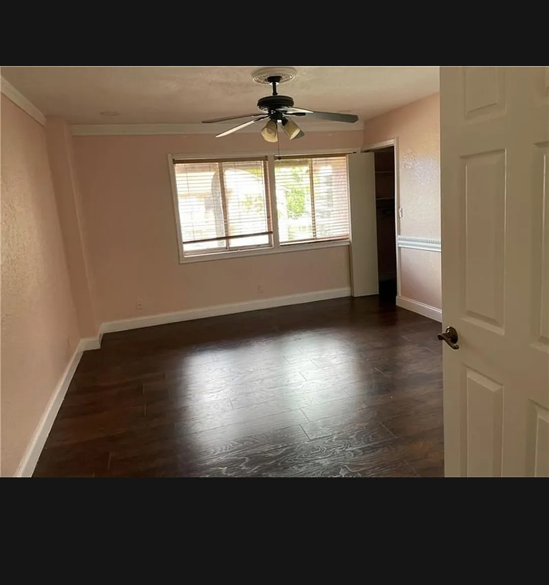 3 bed, 2.5 bath, 1736 sqft, $3,000 — Photo 2