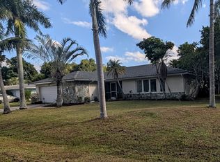 1010 Sumica Dr, Fort Myers, FL 33919