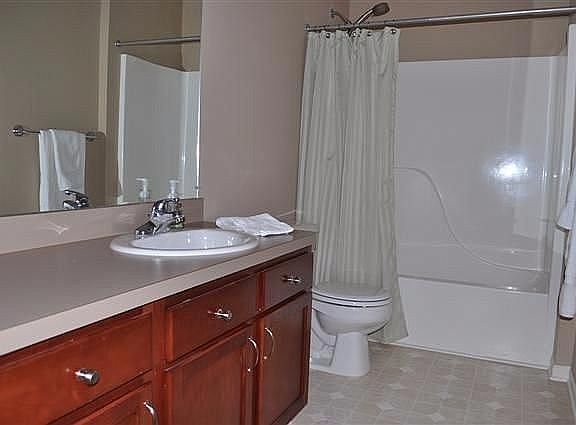 4th image of 3231 Glacier Ct