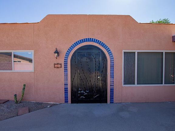 3rd image of 3970 W Sunny Hills Pl