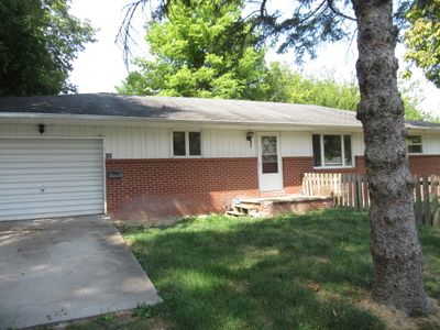 114 N Chase St, Monticello, IL, 61856