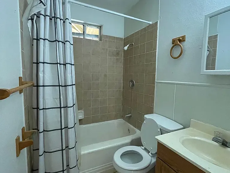 1231 Avant Ave — Photo 15