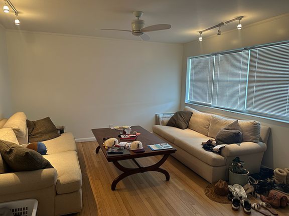 3rd image of 234 Oleander Ave APT 5