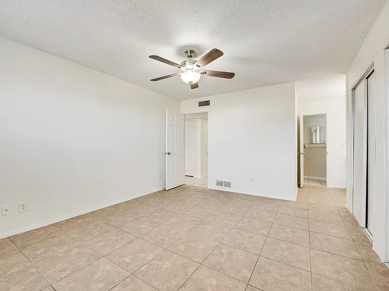 3824 Cibolo Dr #122B — Photo 12