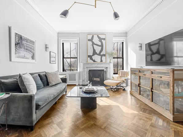 50 West 9th Street image 1 of 13