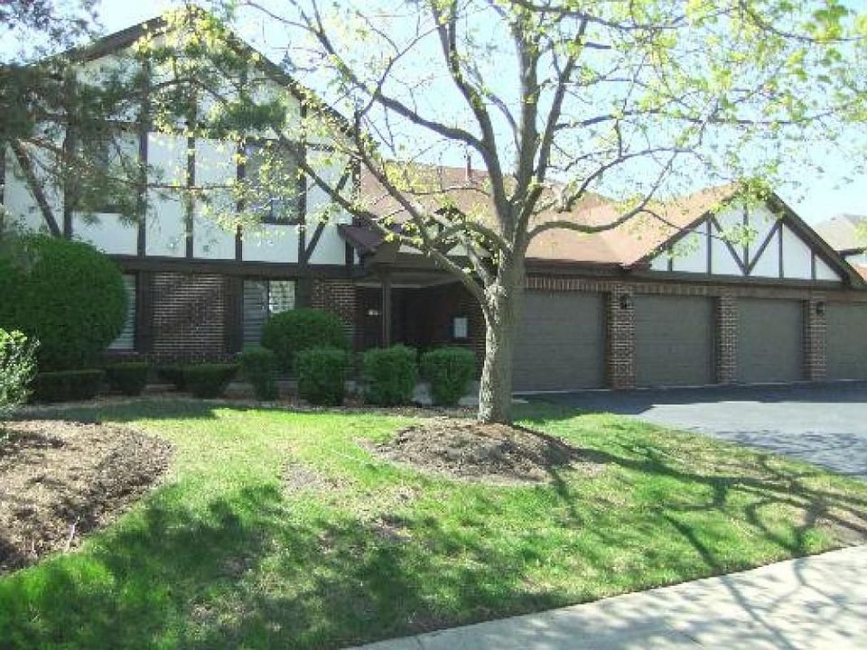 1st image of 18060 Royal Oak Ct #8