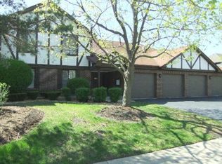 18060 Royal Oak Ct #8, Tinley Park, IL 60477