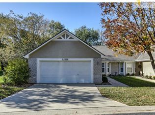 12118 Oakmont St, Overland Park, KS 66213