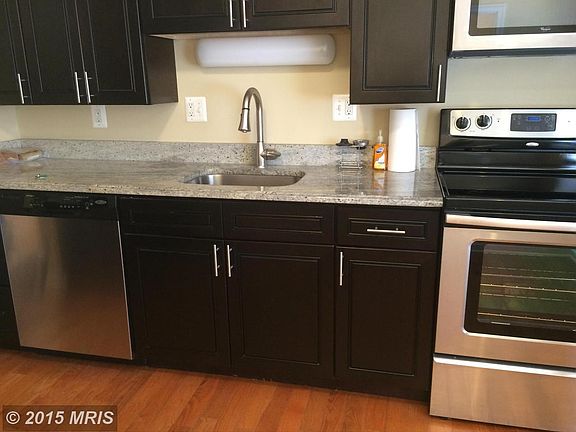 Granite counter tops/stainless steel appliance