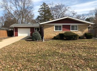 419 N Plum Grove Rd, Palatine, IL 60067