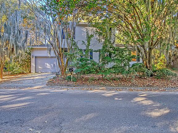 2nd image of 763 Lake Frances Dr
